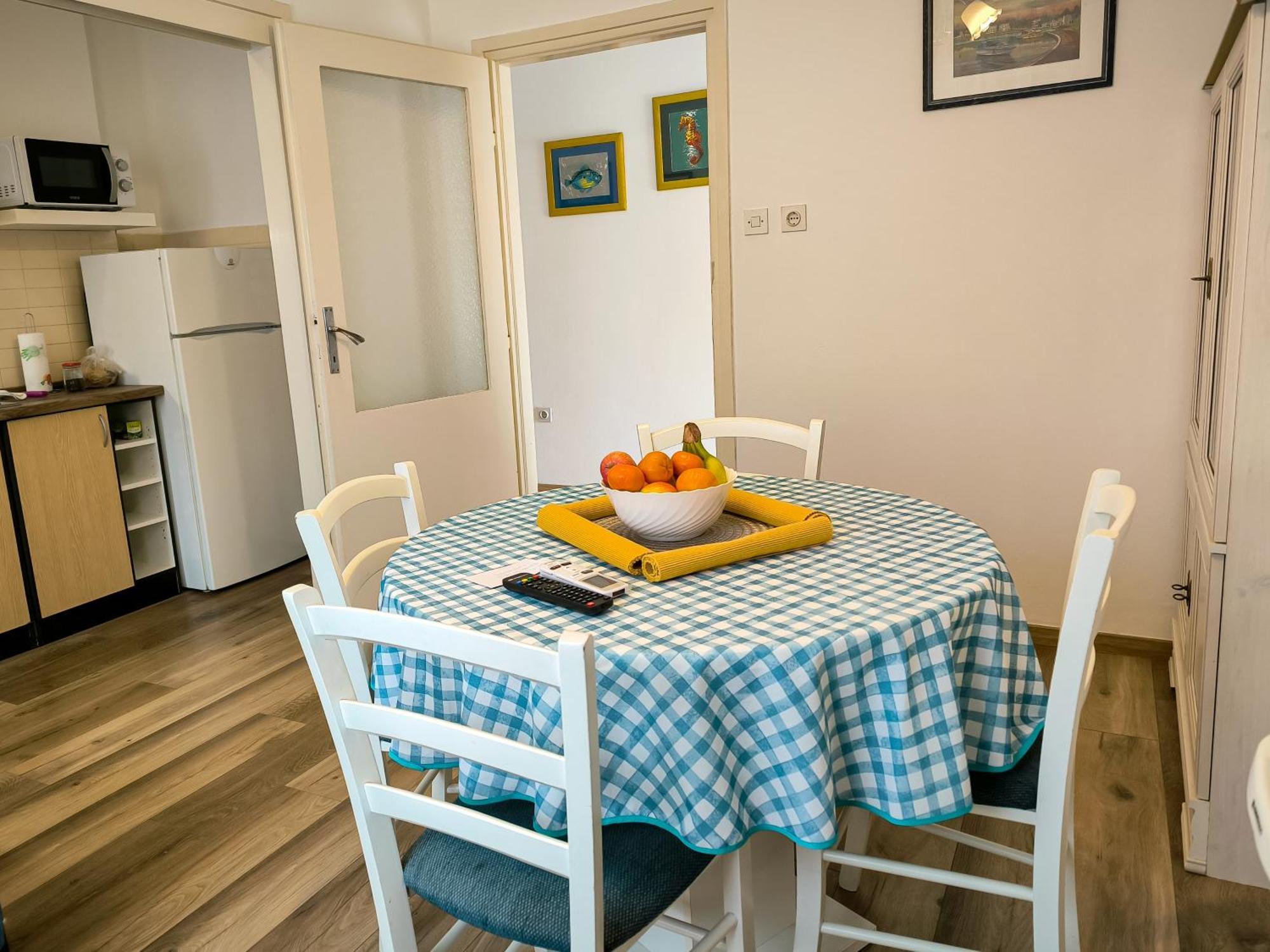 Apartman Valerija Umag Ngoại thất bức ảnh